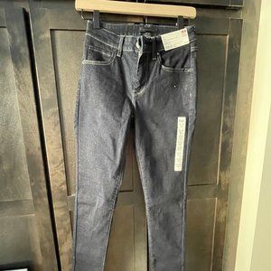Uniqlo Navy Ultra Stretch Curvy Fit Jeans 24 x 32